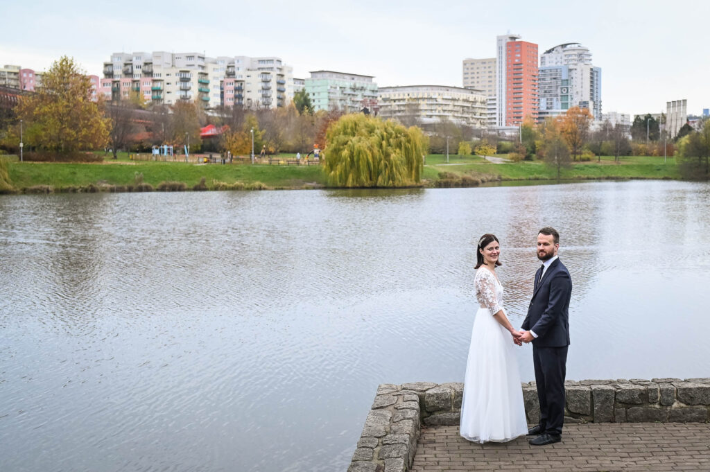 Malá svatba na úřadě v Praze